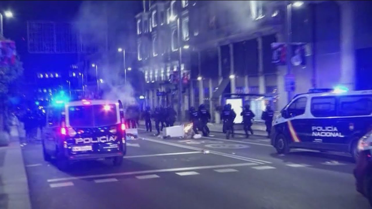 Disturbios y barricadas en pleno centro de Madrid