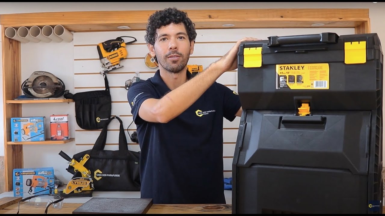 Caixa De Ferramentas Monobloco com Rodas Stanley