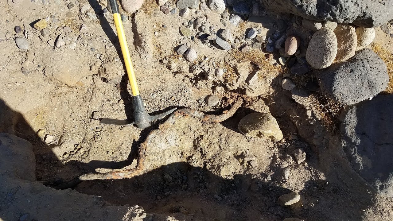 The Bulley Boy Placer in the El Paso Mountains CA
