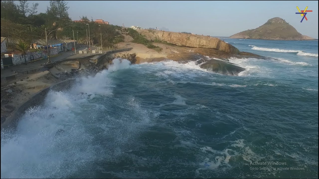Praia da Macumba Destruida