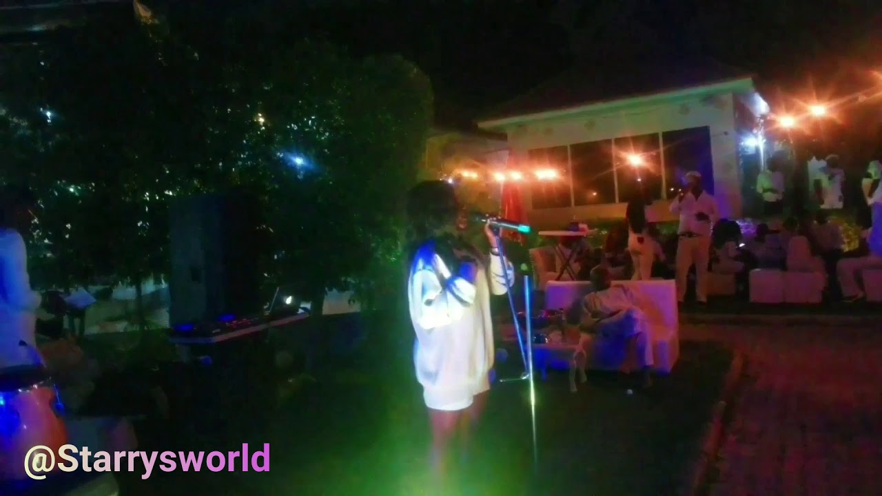 Starry sings - Ire at an ''ALL WHITE SOIREE
