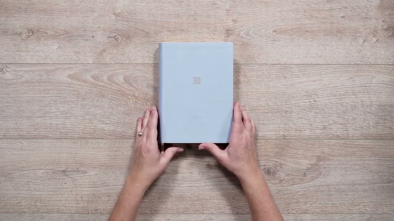 Every Woman&rsquo;s Bible, Sky Blue LeatherLike