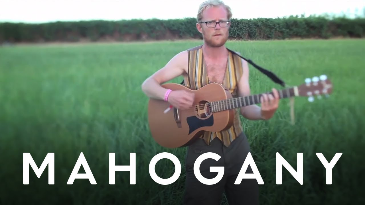 Cocos Lovers - Over The Hill | Mahogany Session