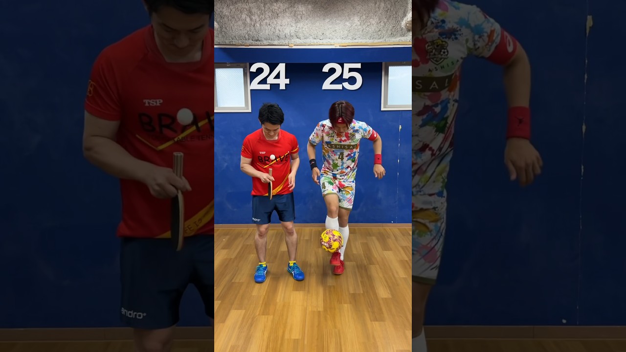 【コラボ】100回リフティングした方が勝ちww#shorts