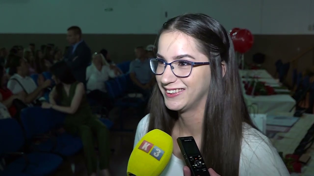 Prnjavor: Diplome za maturante Centra srednjih škola 15.06.2022.