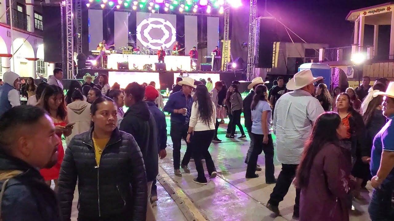 Espectacular Bailazo En San Miguel Cuevas Juxtlahuaca 2 De NOVIEMBRE 2024