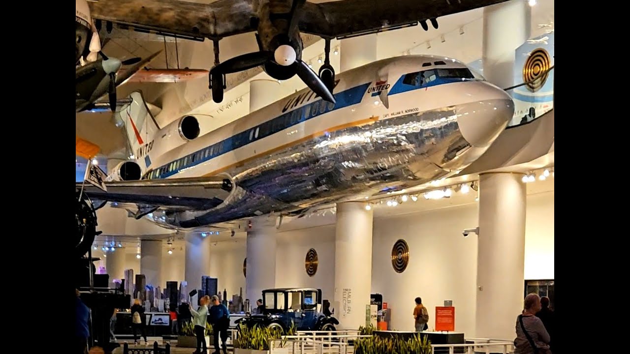 Griffin Museum of Science & Industry in Chicago Walking Tour 2025