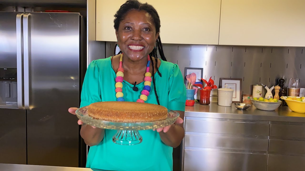 BOLO DE IOGURTE - SIMPLES E DELICIOSO
