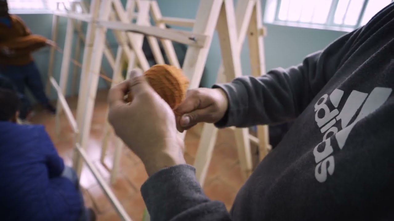 Cursos de oficio tradicionales para internos para los penales de Angol, Temuco y Nueva Imperrial .