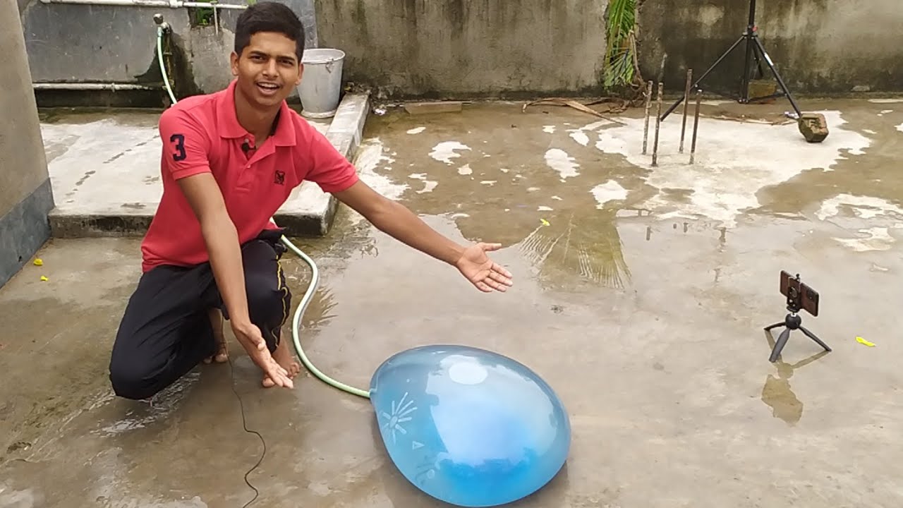 Monster balloon🎈 vs Water 💧🌊
