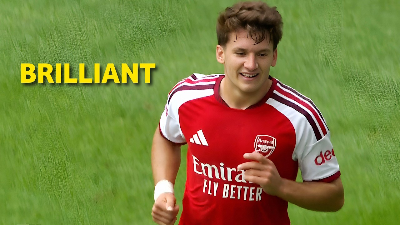Christos Tzolis OFFICIAL DEBUT vs Manchester City 🇬🇷🔥 | Community Shield HD