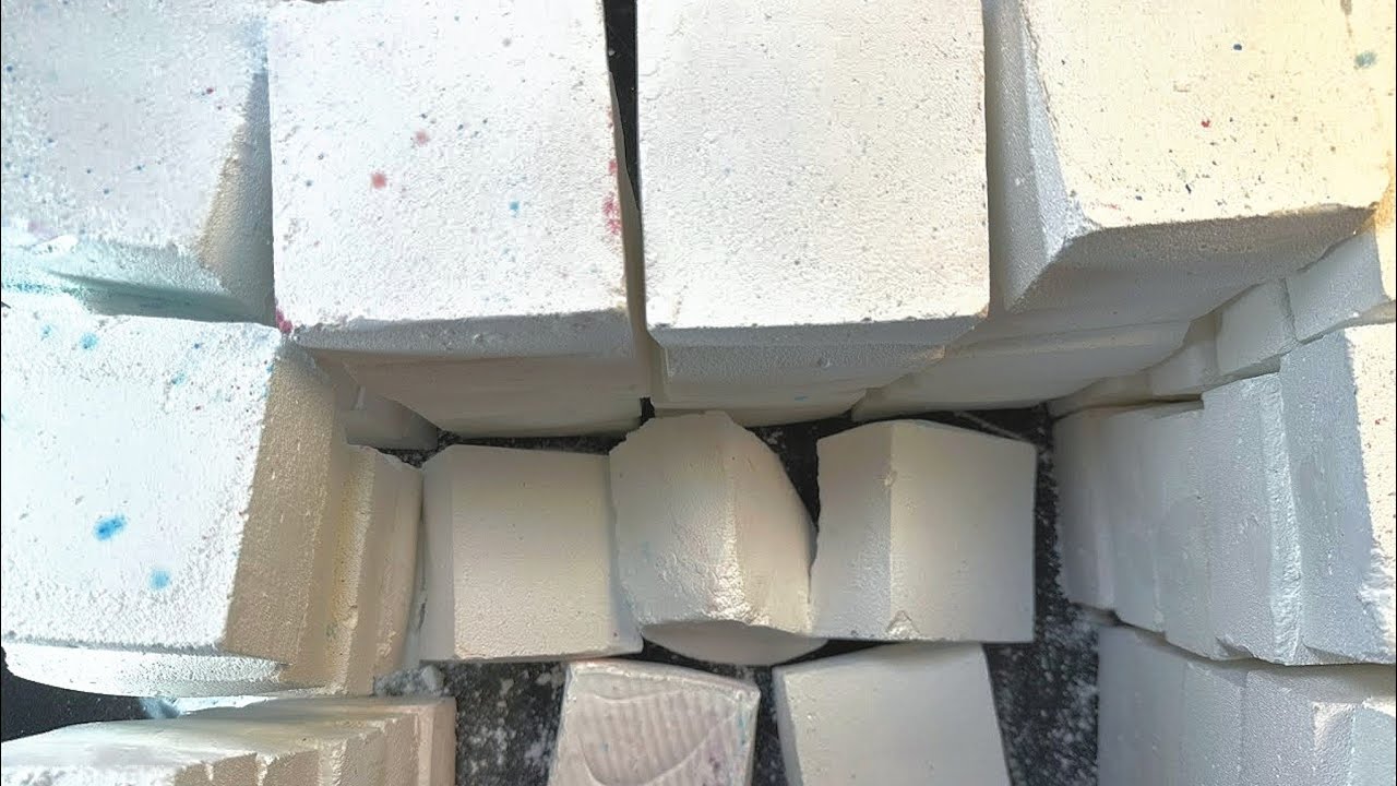 PILLOW SOFT BLOCKS MASS CRUSH ~ PLAIN JANE GYM CHALK | ODDLYSATISFYING SLEEPAID RELAXATION THERAPY