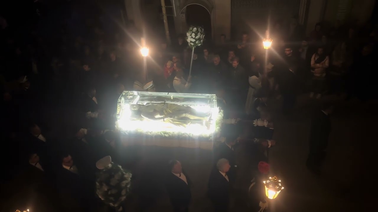 Procesión Viernes Santo 2025 Mola di Bari