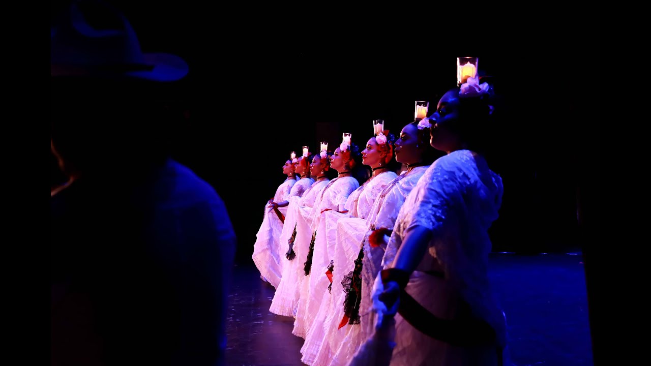 VERACRUZ - BALLET FOLKLORICO TEOCALLI