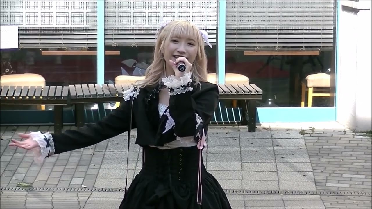 Milky☆Way  ( lianne 推しカメラ) 『sakura charmフード&パフォーマンス』    2025-3-30  @イオンモール千葉ニュータウン