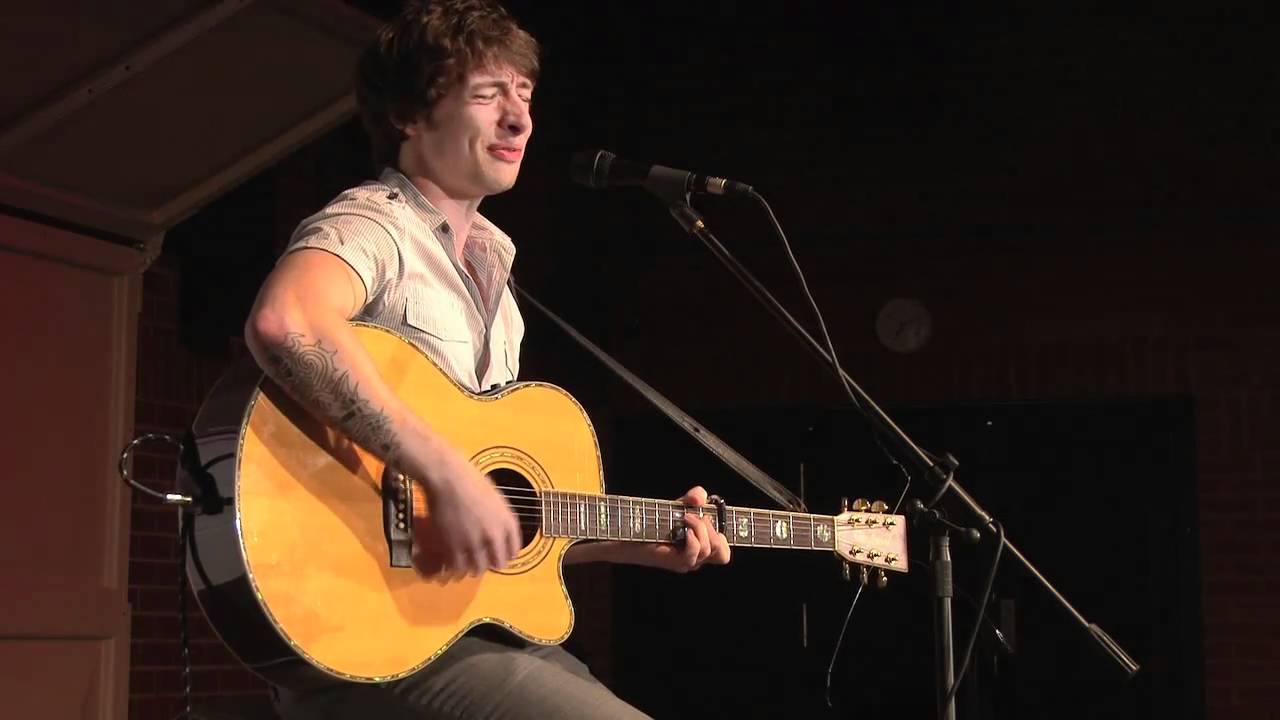Aaron Norton singing 'Cannonball' by Damien Rice