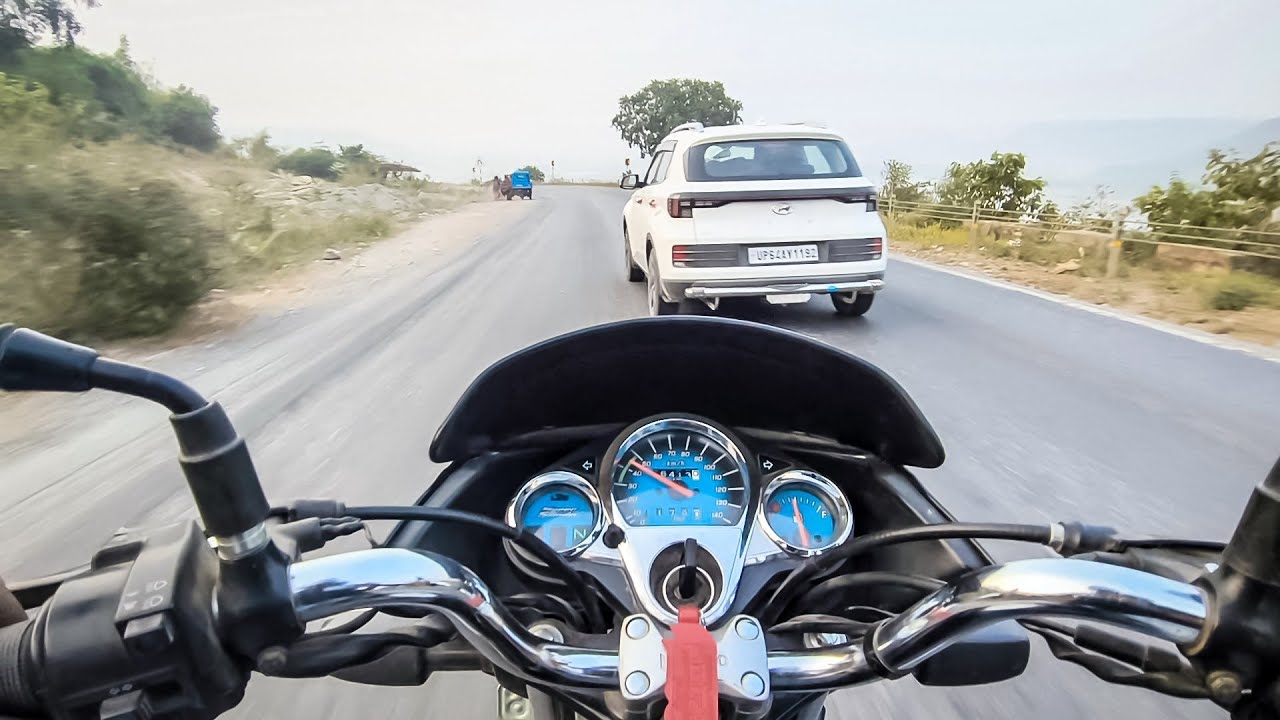 Bike 🏍️ Vs Car 🚗 Super Splendor Pe Ride Mari । इंजन बंद कर दिया फिर भी।