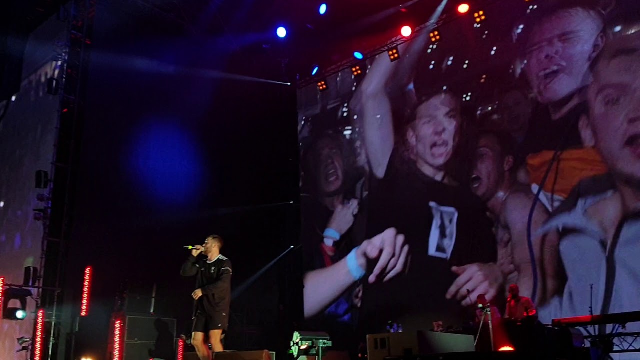 Макс Корж - Жить в кайф (live, 60 FPS, Full HD, 31.08.2019, Россия, Москва, ВТБ АРЕНА, ДИНАМО)