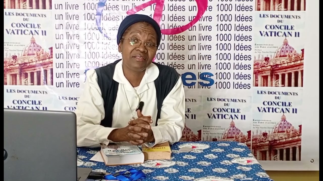 CONSTITUTION LUMEN GENTIUM VATICAN II, UN LIVRE, 1000 IDEES