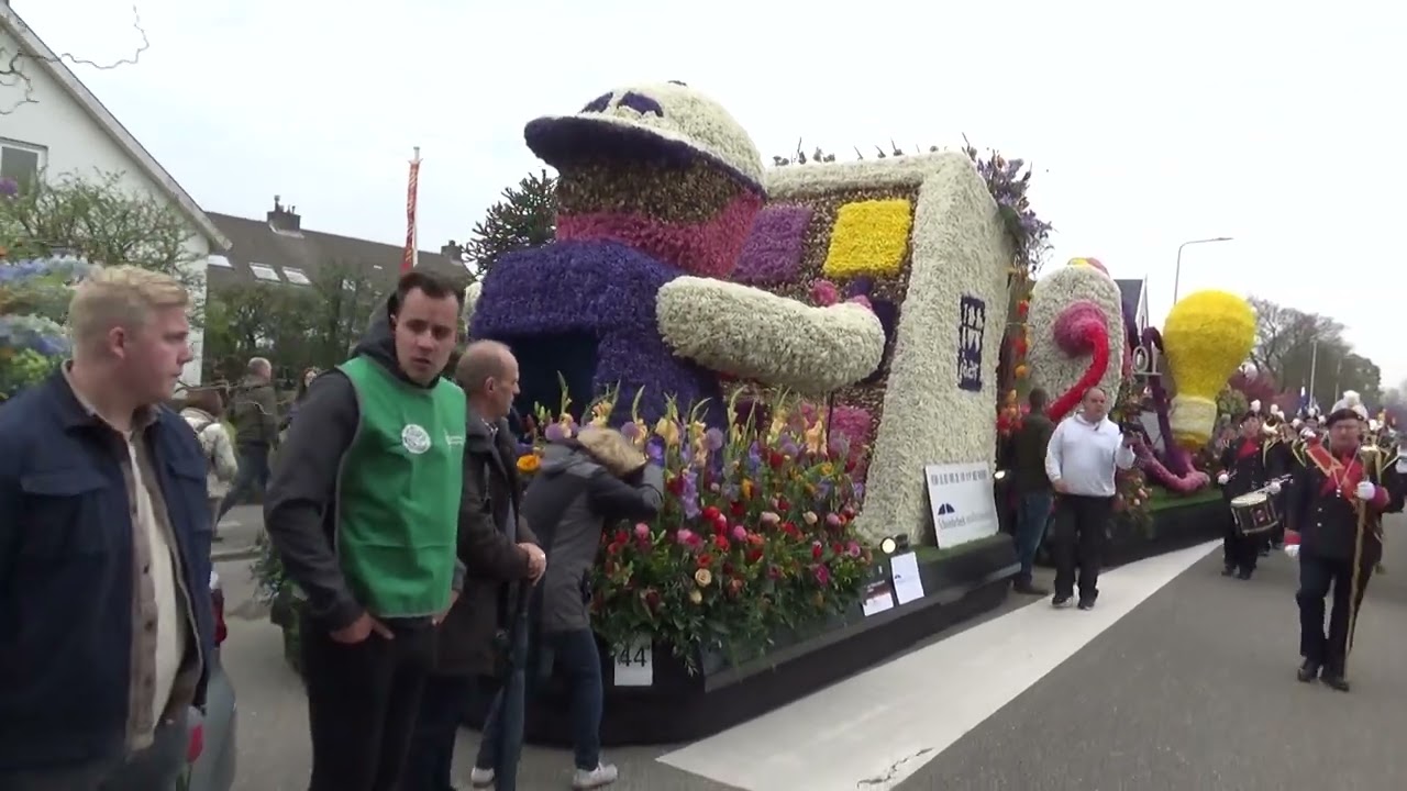 Muziekvereniging St. Cecilia Voorhout Bloemencorso Bollenstreek 2023