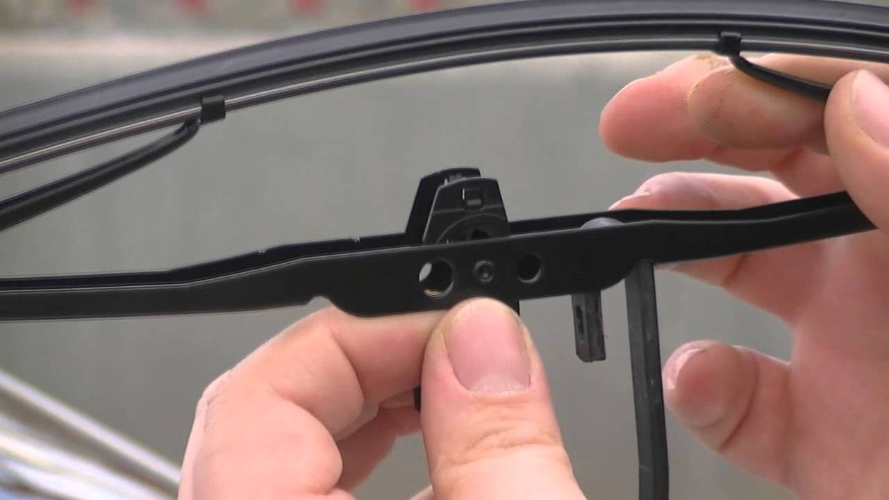 Cómo cambiar un limpiaparabrisas | Arreglos de coches