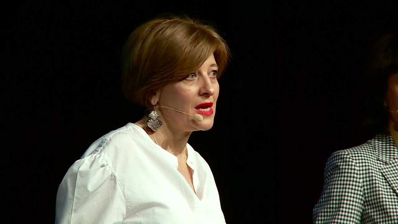 Resemnarea nu este o soluție | Oana Gheorghiu și Carmen Uscatu | TEDxBaiaMare