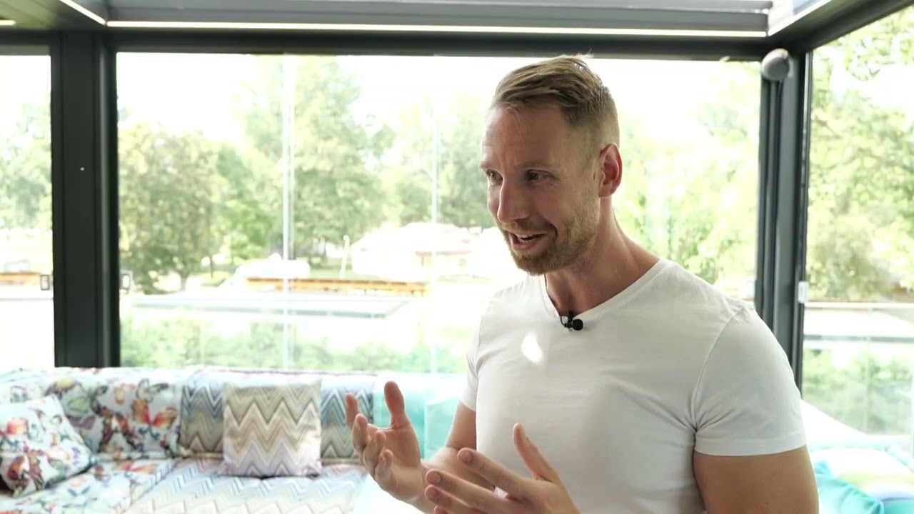 Szerepeltünk az RTL Célirány műsorában ! Bemutatjuk a terasz árnyékolást pergoláinkkal.
