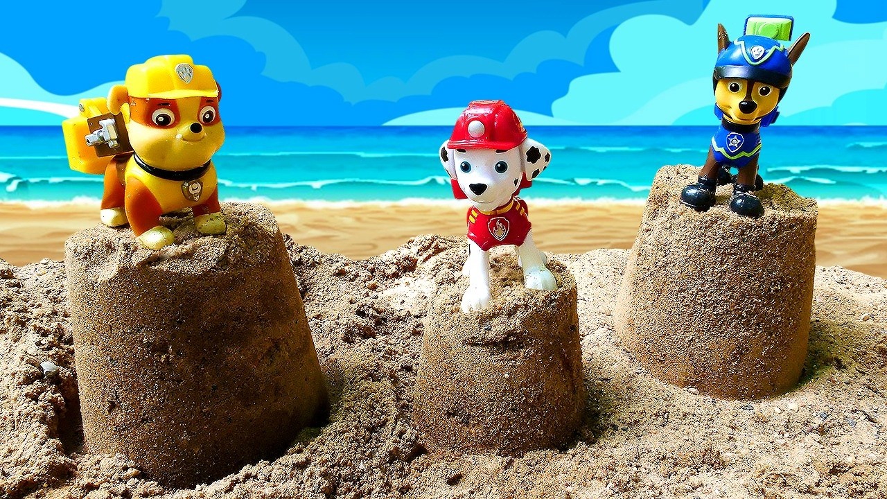 Подборка игрушек по мотивам мультфильма «Щенячий патруль»: песочные башни, зоопарк с животными и ...