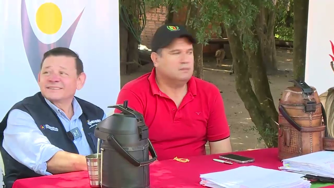 La felicidad llega a Misiones, con entrega de títulos en Che Jazmín. #GobiernoDelParaguay