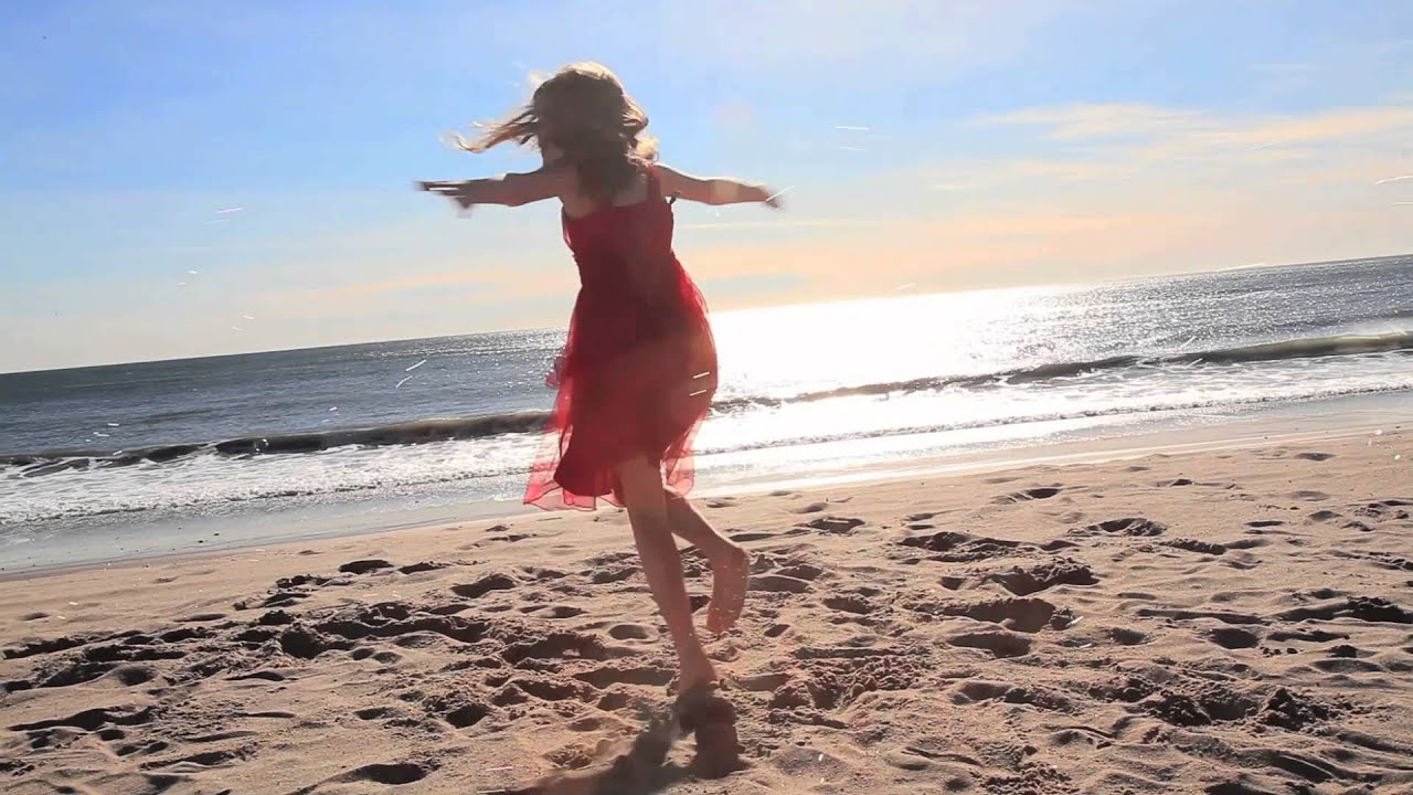 Erika Persson - Wonderland [Official Music Video]