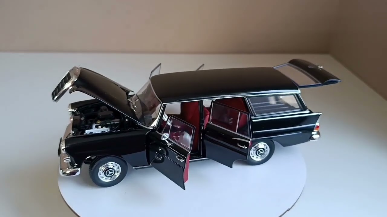Norev 1/18 Mercedes-Benz 200 Universal (W110) 1966 car_models1.18