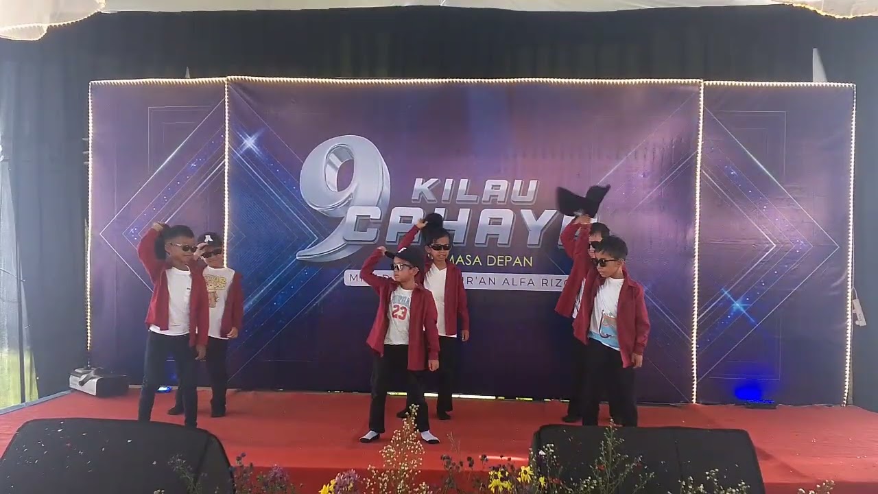 AR RAHMAN A  - PUTRA - SENI TARI MODERN