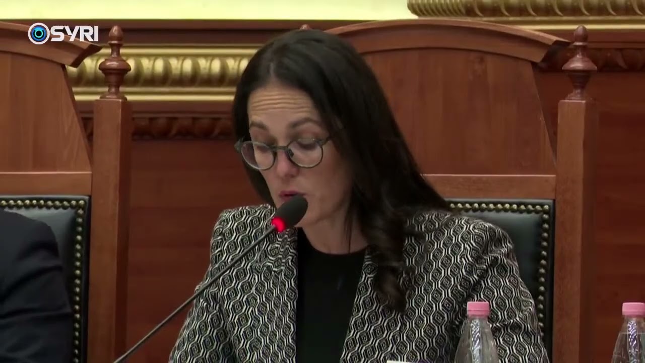 'Turp të të vijë që mashtron', Jorida Tabaku debaton me ministren Delina Ibrahimaj