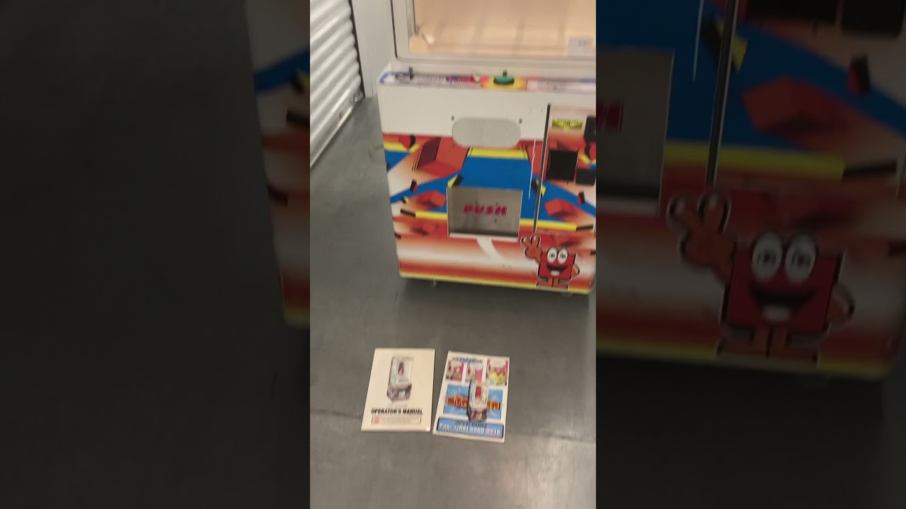 Stacker Club Red LAI Games Self Contained Prize Redemption Arcade Game!