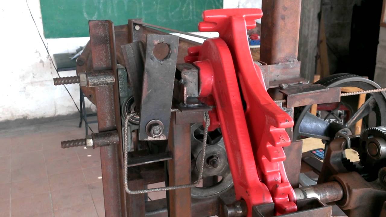 Máquina Estribadora Automática