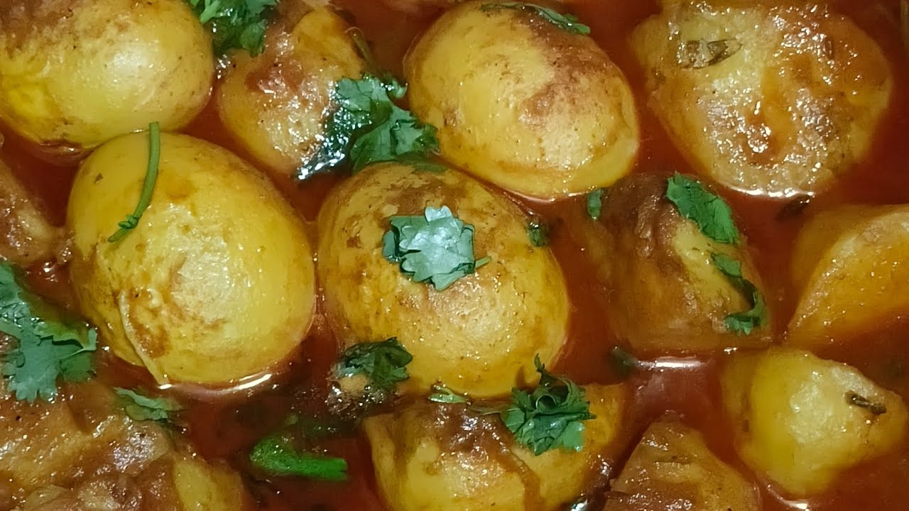 ডিমের কারি তো সবাই খেয়েছো কিন্তু এই পদ্ধতিতে একবার বানিয়ে দেখো  আশা করছি তোমাদেরও ভালো লাগবে 😋😋