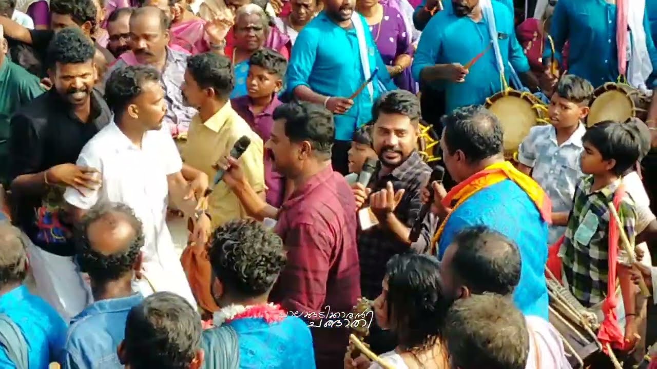 2026 ഒരു ഗ്രാമം മുഴുവൻ മുടിയാടി കളിക്കുന്ന മനോഹരമായ കാഴ്ച വിനോദ് നെല്ലായി 