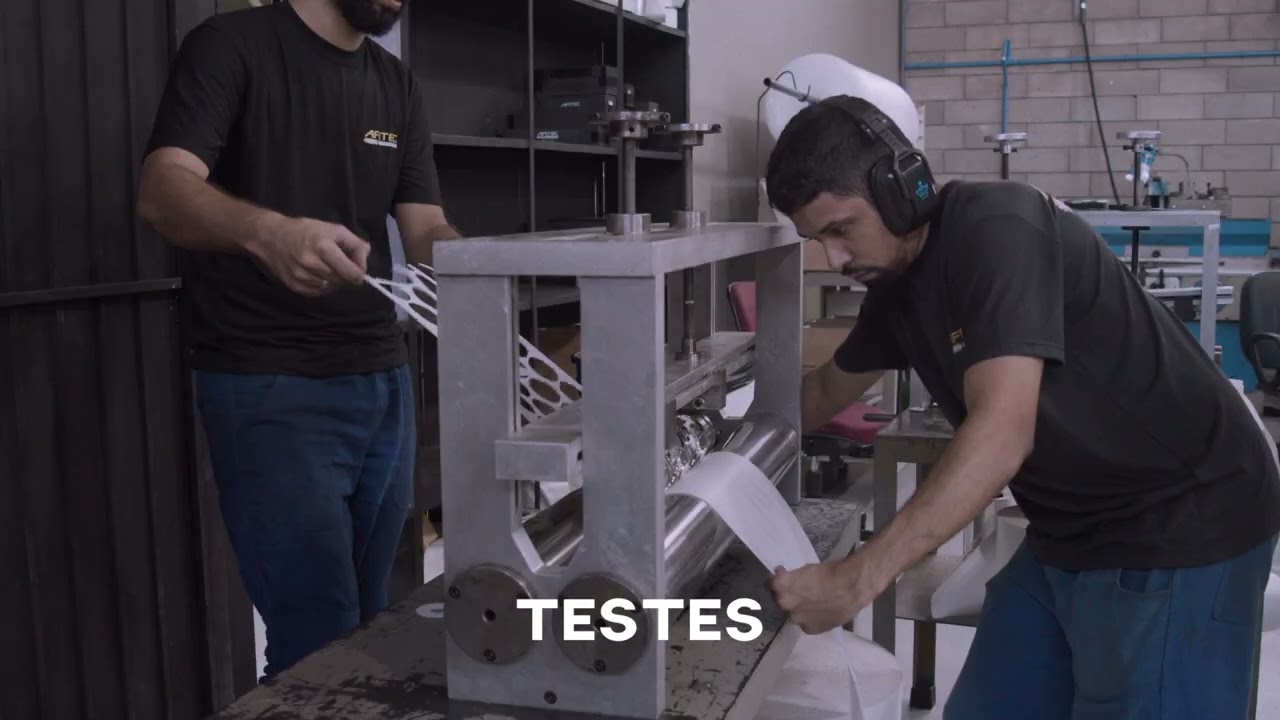 AFITEC FAZENDO UMA FACA DE CORTE