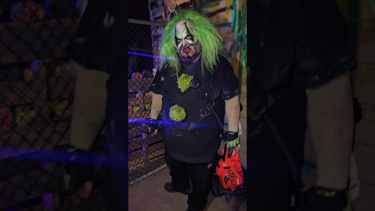 Terror in Tolleson #halloween #hauntedhouse #halloweenneighborhood#arizona #azinfluencer #reels