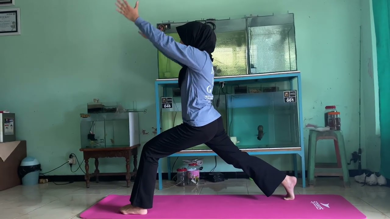 Tugas UAS Pelayanan Kebidanan Komplementer Yoga Ibu   (Yuni Astutik 10923043 S1 Kebidanan )