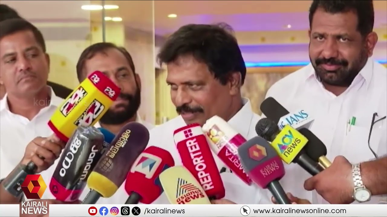 പുതുയുഗ യാത്ര എറണാകുളത്ത് എത്തിയപ്പോഴേക്കും വിസ്മയമായി മഹിളാ കോൺഗ്രസ്‌  ആർ രശ്മി |R Reshmi joins BJP