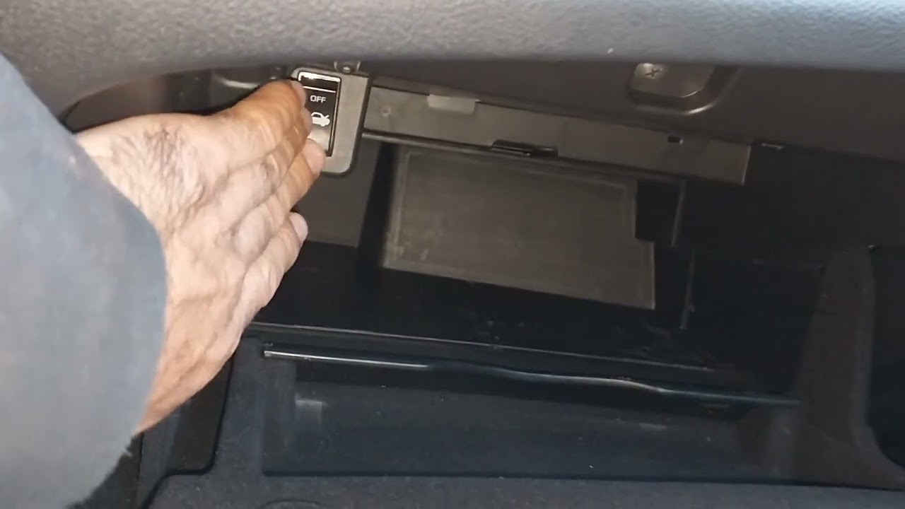2017 NISSAN MAXIMA - SI TU MALETERO, BAÚL, TRUNK NO TE ABRE REBISA ESTO!!!