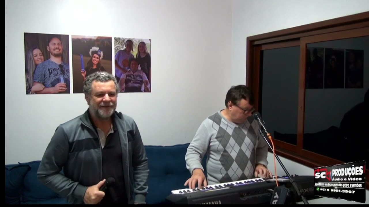LIGA LÁ EM CASA