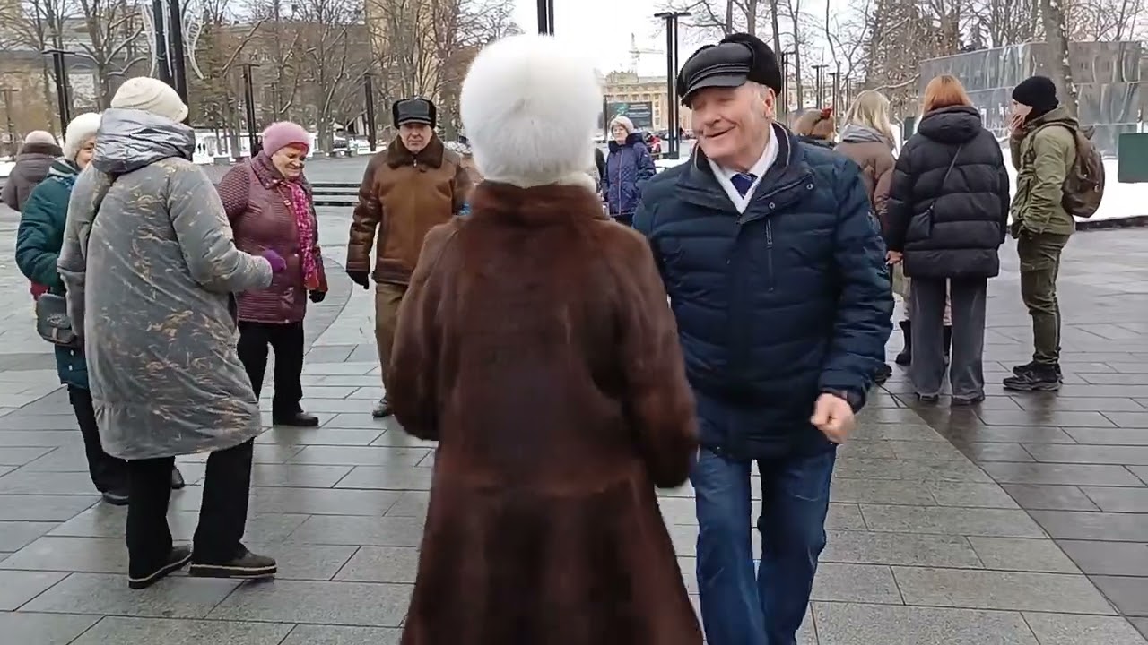 ОБЛОМАЛ НЕМАЛО ВЕТОК, НАЛОМАЛ НЕМАЛО ДРОВ ♥️ТАНЦЫ♥️ ХАРЬКОВ