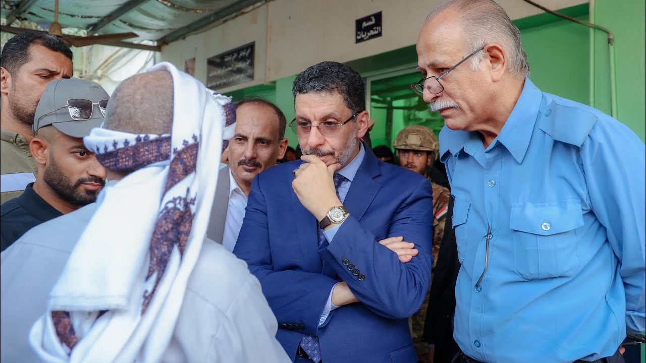 11 7 2024 زيارة دولة رئيس الوزراء لمصلحة الهجرة والجوازات في مديرية كريتر