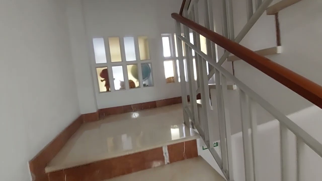 Ayssa lift in a 7 story in Reus