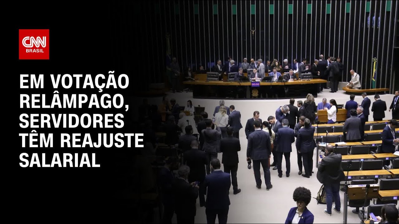 Em cinco horas, Congresso aprova reajuste e ganho extrateto a servidores | BASTIDORES CNN