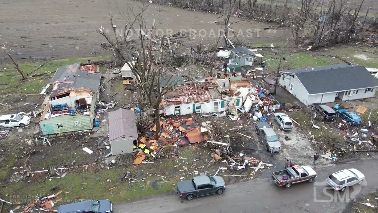 03-11-2026 Aroma Park, IL - Strong Tornado Damages Homes