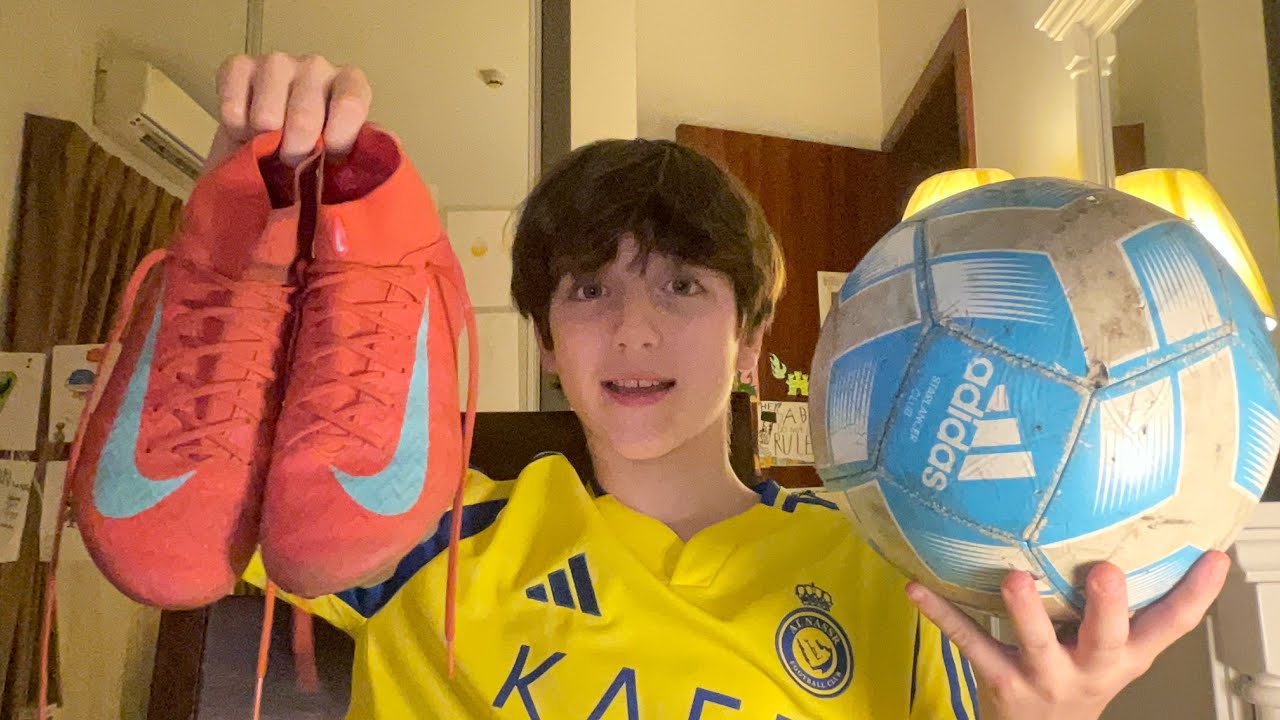 ASMR, Football Store Roleplay! ⚽️ 🥅