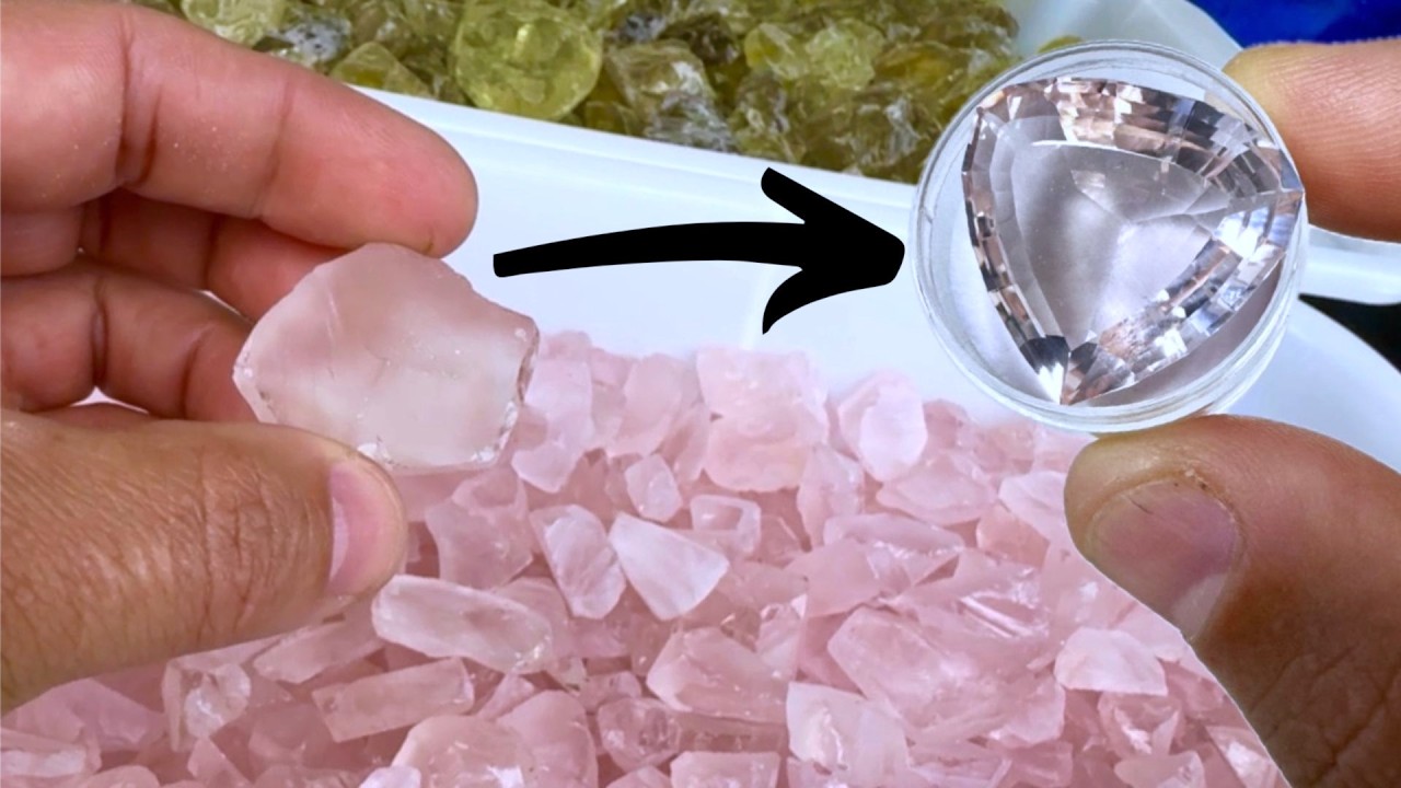 Comprei uma Pedra Preciosa e transformei  em uma joia